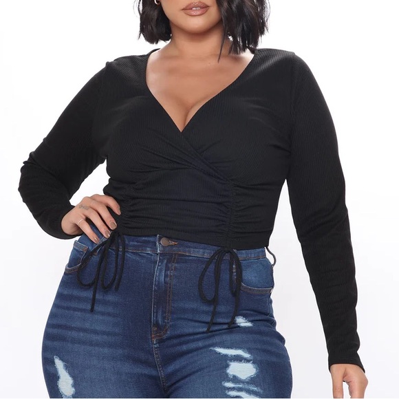 Fashion Nova Ruched And Stunning Ribbed Top Size 1X - Picture 3 of 4